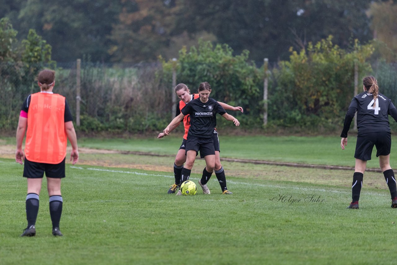 Bild 146 - Frauen TSV Wiemersdorf - VfR Horst : Ergebnis: 0:7